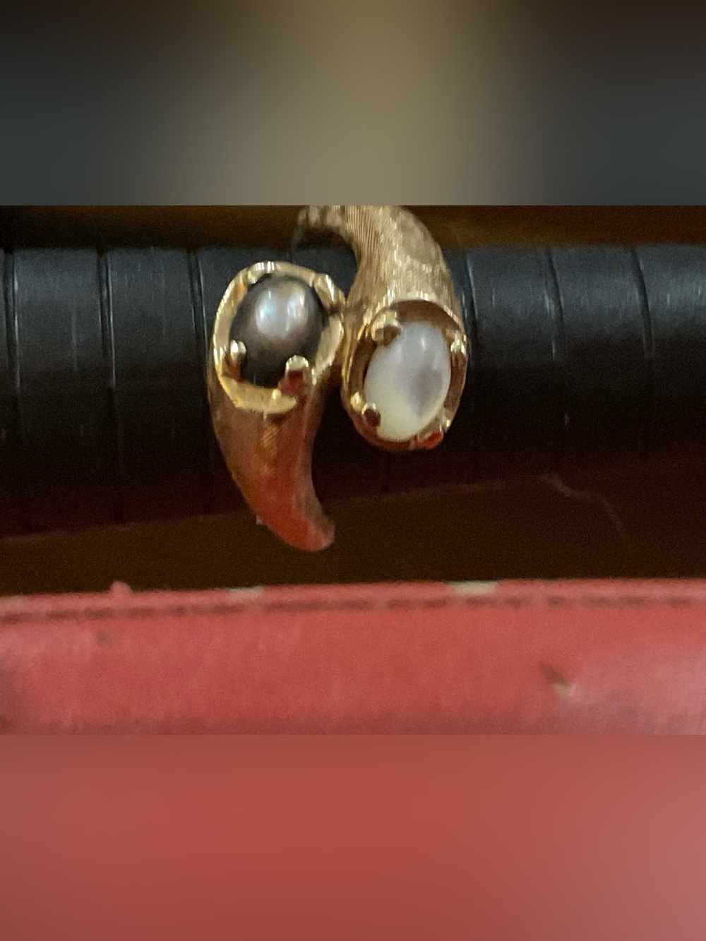 Vintage 14k Gold mid century bypass size  5 ring Double Stone Ring with Cabochon